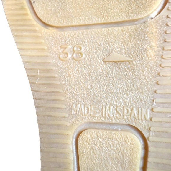 GAIMO 100% Suede Leather Upper Low 2” Wedge Espadrilles Gold Leather Strap Sz 8 - Picture 10 of 11